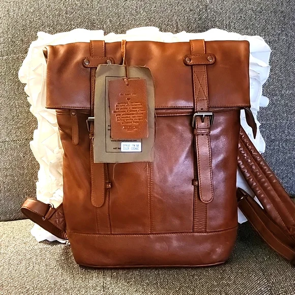 Vilenca | Bags | Nwt Vilenca Holland Cognac Leather Backpack  display picture 1